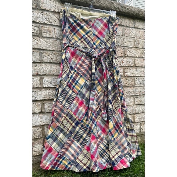 Plaid Pattern Strapless Dress, Tea Length - Picture 3 of 3